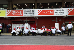 Marcus Ericsson, Alfa Romeo Sauber C37 pit stop