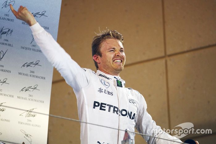 Podium: race winner Nico Rosberg, Mercedes AMG F1