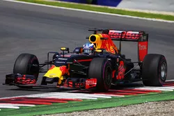 Daniel Ricciardo, Red Bull Racing RB12