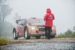 Kris Meeke prueba el Citroën C3 WRC 2017