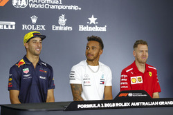 Daniel Ricciardo, Red Bull Racing, Lewis Hamilton, Mercedes AMG F1, ve Sebastian Vettel, Ferrari