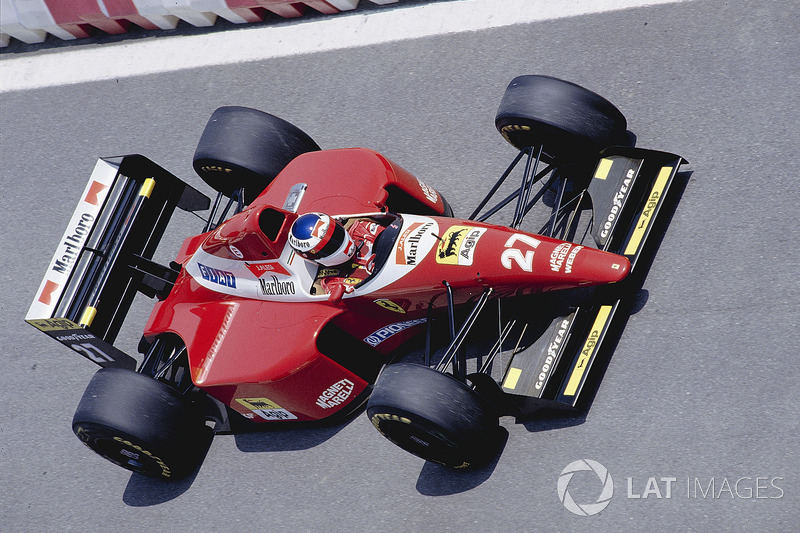 21: Jean Alesi: 114 grandes premios (el 56,72% de los disputados)