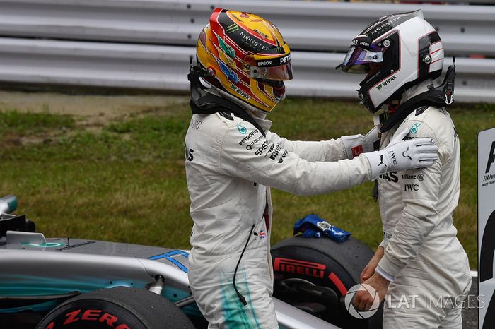 Pole de Lewis Hamilton, Mercedes AMG F1, Valtteri Bottas, Mercedes AMG F1