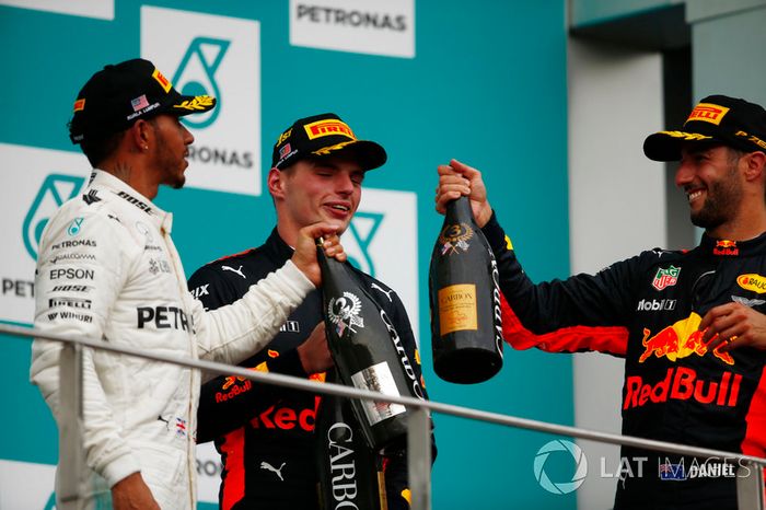 Podium: second place Lewis Hamilton, Mercedes AMG F1, third place Daniel Ricciardo, Red Bull Racing,