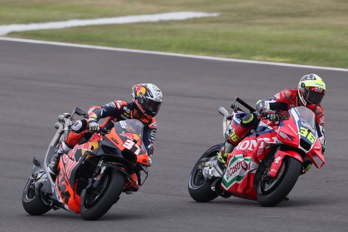 Pedro Acosta, Red Bull KTM Factory Racing, Joan Mir, Honda HRC