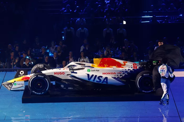 Isack Hadjar, RB F1 Team, Yuki Tsunoda, RB F1 Team, Racing Bulls VCARB 02