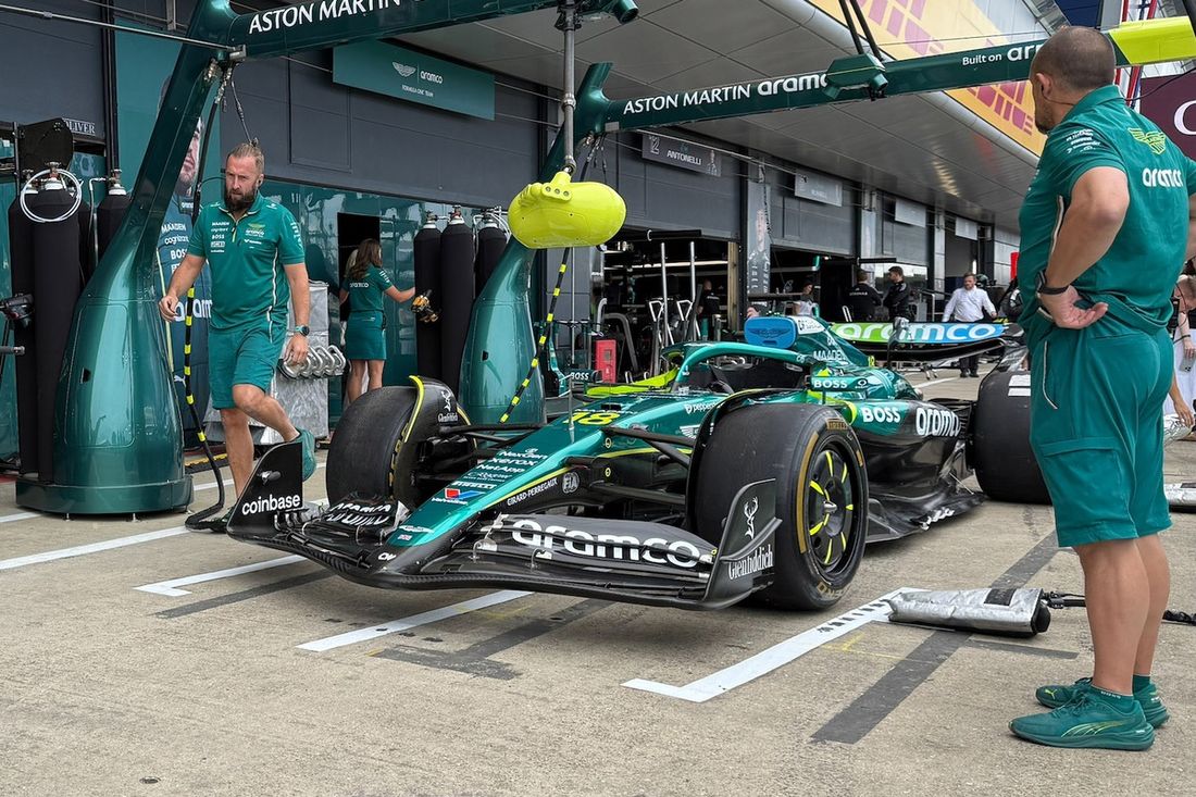 Aston Martin AMR25 detalles técnicos