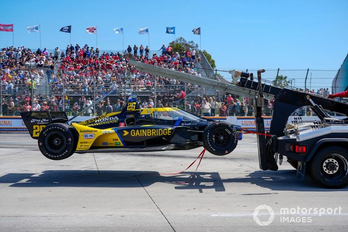 Choque de Colton Herta, Andretti Autosport w/ Curb-Agajanian Honda