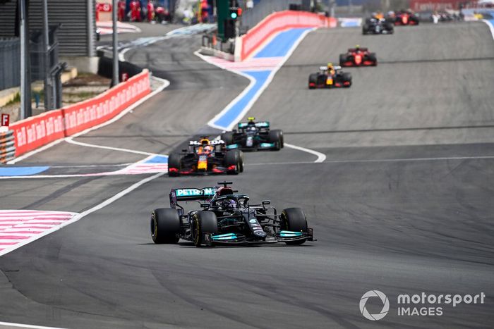 Lewis Hamilton, Mercedes W12, Max Verstappen, Red Bull Racing RB16B, Valtteri Bottas, Mercedes W12