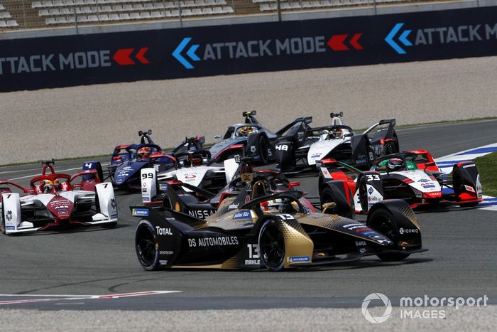 Salida: Antonio Felix Da Costa, DS Techeetah, DS E-Tense FE21, Sebastien Buemi, Nissan e.Dams, Nissan IMO2, Rene Rast, Audi Sport ABT Schaeffler, Audi e-tron FE07, Sergio Sette Camara, Dragon Penske Autosport, Penske EV-5, Pascal Wehrlein, Porsche, Porsche 99X Electric, Edoardo Mortara, Venturi Racing, Silver Arrow 02, Robin Frijns, Envision Virgin Racing, Audi e-tron FE07, Stoffel Vandoorne, Mercedes-Benz EQ, EQ Silver Arrow 02