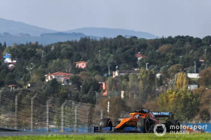 Carlos Sainz Jr., McLaren MCL35
