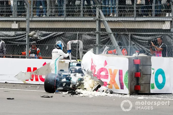 Bottas tiene un accidente en Q3