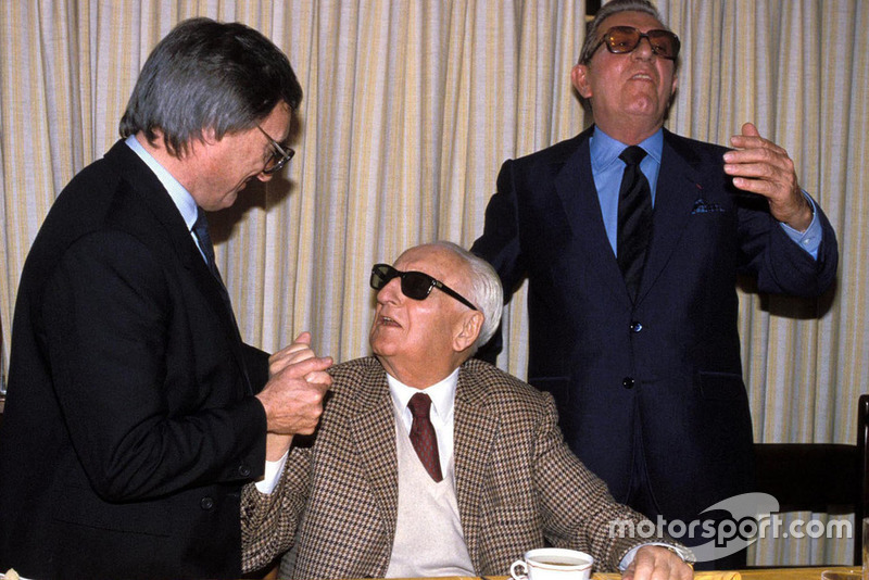 Enzo Ferrari, Bernie Ecclestone et Jean-Marie Balestre lors du renouvellement des Accords Concorde en 1987