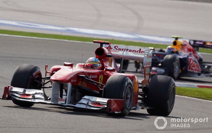 10.- Fernando Alonso: 8643 km