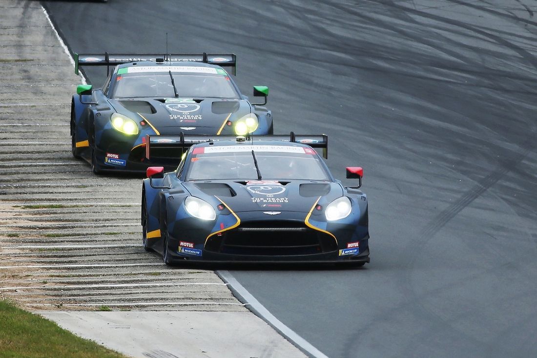 #23 Heart of Racing Team Aston Martin Vantage GT3 Evo: Ross Gunn, Alex Riberas, #27 Heart of Racing Team Aston Martin Vantage GT3 Evo: Roman De Angelis, Zacharie Robichon