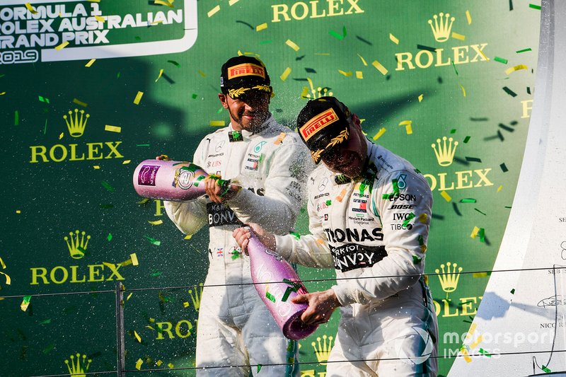 Podyum: 2. Lewis Hamilton, Mercedes AMG F1, yarış galibi Valtteri Bottas, Mercedes AMG F1