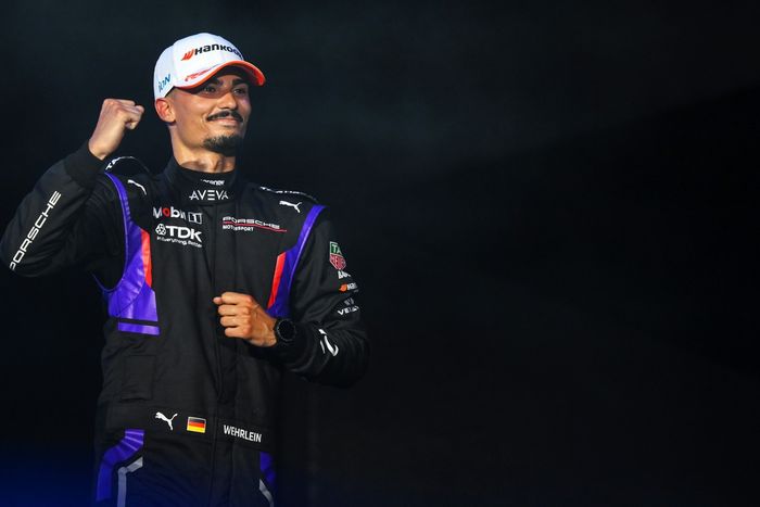 Race winner Pascal Wehrlein, Porsche Formula E Team, celebrates on the podium