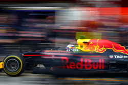 Даниэль Риккардо, Red Bull Racing во время пит-стопа