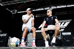 Lewis Hamilton, Mercedes AMG F1 W08, Valtteri Bottas, Mercedes AMG F1