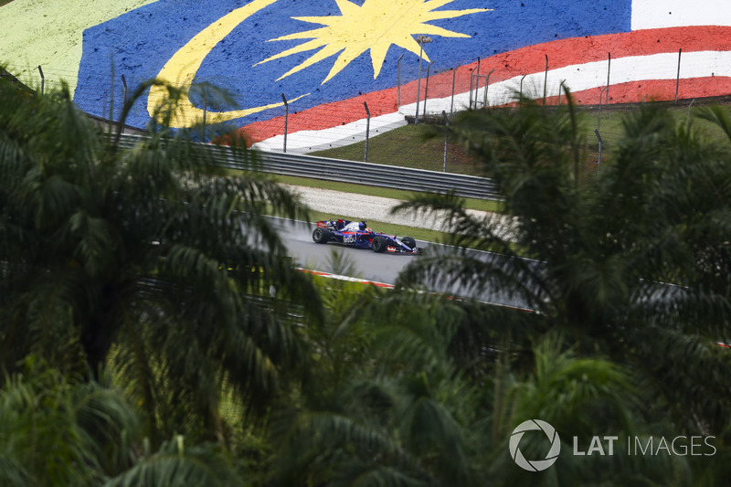 П'єр Гаслі, Scuderia Toro Rosso STR12