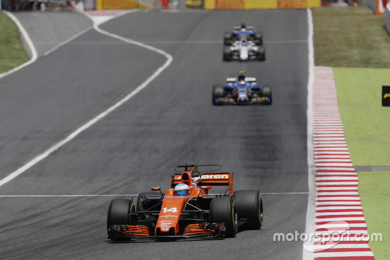 12e : Fernando Alonso (McLaren-Honda)