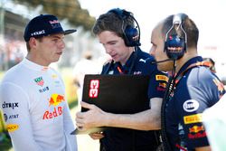 Max Verstappen, Red Bull, y sus ingenieros