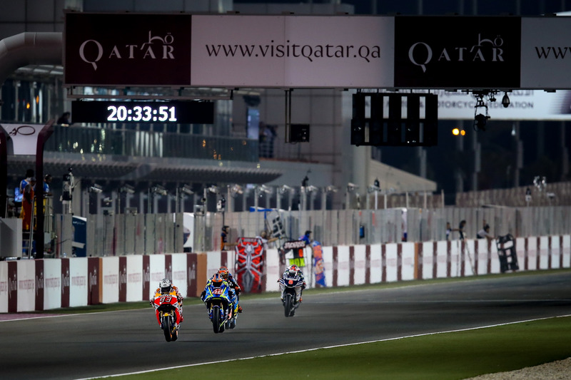 Marc Márquez suvi de près en ligne droite