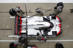 #1 Porsche Team Porsche 919 Hybrid: Neel Jani, Andre Lotterer, Nick Tandy