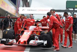 Ferrari SF70H, cockpit shield