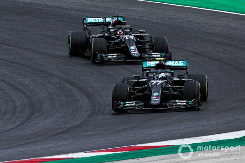 Valtteri Bottas, Mercedes F1 W11, Lewis Hamilton, Mercedes F1 W11