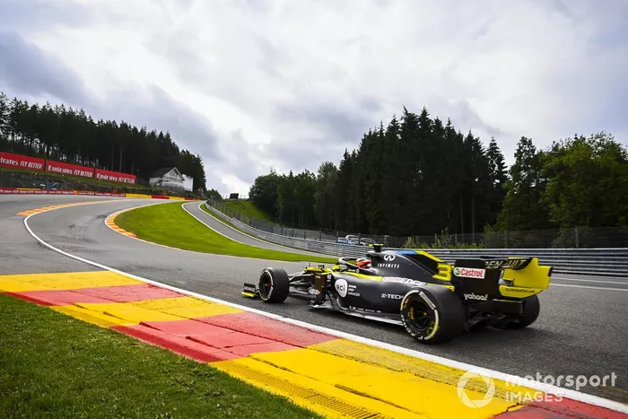 Esteban Ocon, Renault F1 Team R.S.20
