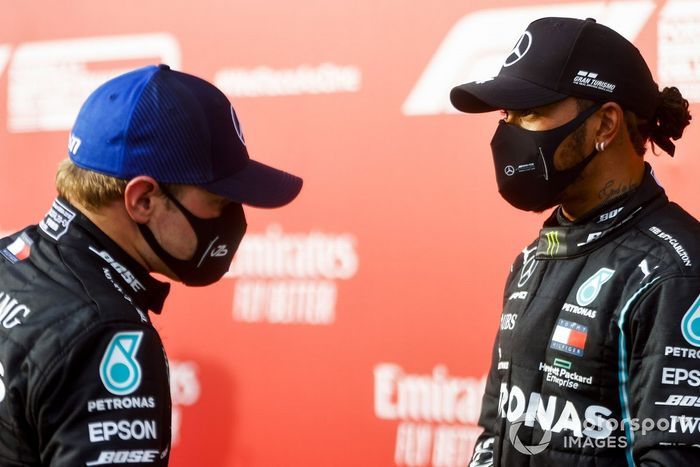 Valtteri Bottas, Mercedes-AMG F1 y Lewis Hamilton, Mercedes-AMG F1