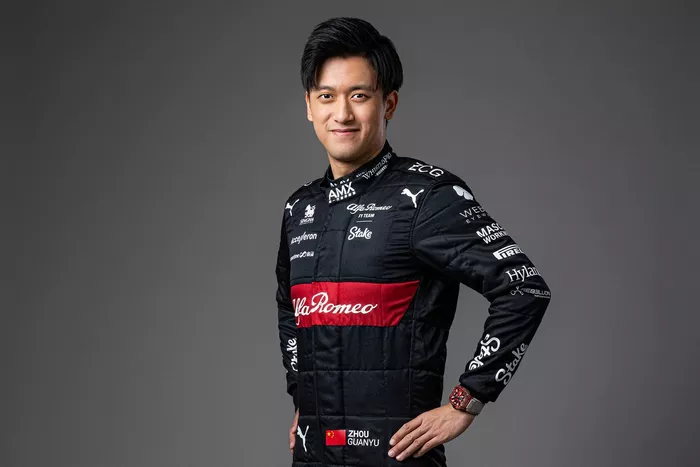 Zhou Guanyu, Alfa Romeo