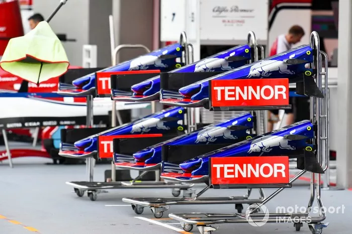 Alerón delantero del Toro Rosso STR14