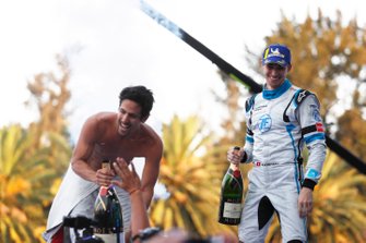Le vainqueur Lucas Di Grassi, Audi Sport ABT Schaeffler sur le podium avec le troisième, Edoardo Mortara Venturi Formula E
