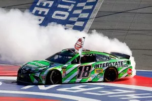 Race Winner Kyle Busch, Joe Gibbs Racing, Toyota Camry Interstate Batteries