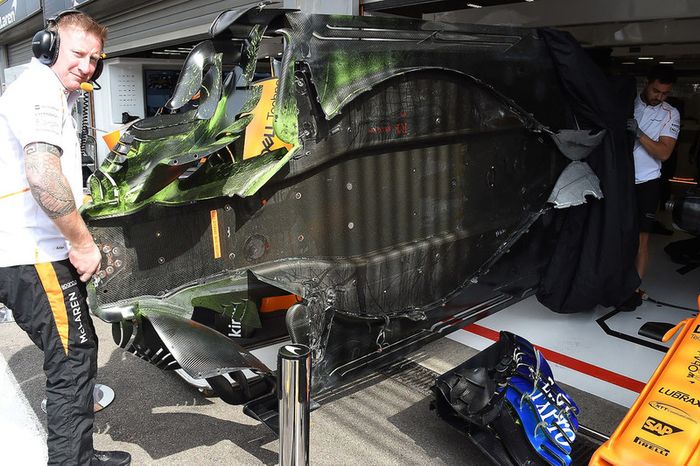 El fondo plano del McLaren MCL33 con parafina