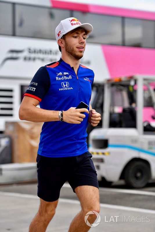 Pierre Gasly, Scuderia Toro Rosso, corriendo