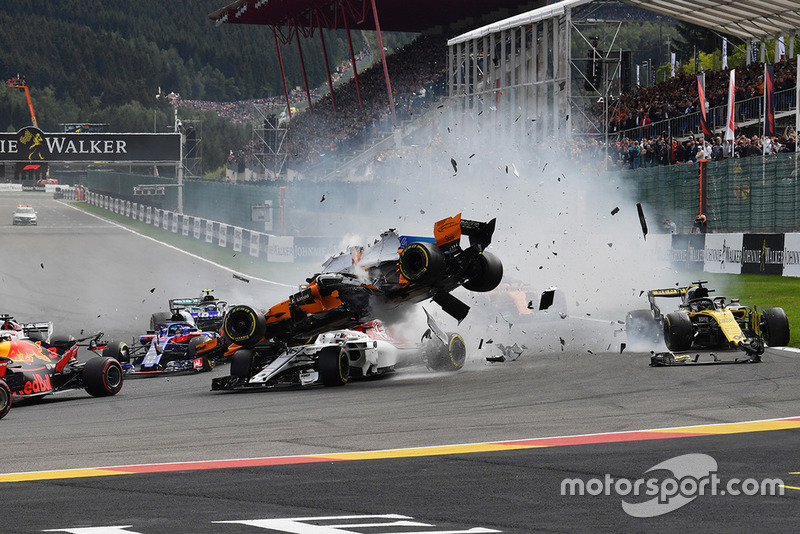 Accidente de Fernando Alonso, McLaren MCL33