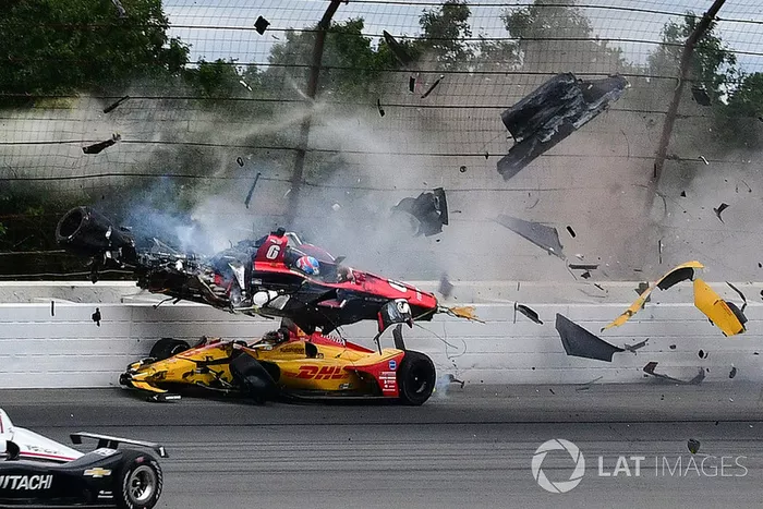 Robert Wickens, Schmidt Peterson Motorsports Honda, James Hinchcliffe, Schmidt Peterson Motorsports Honda, Ryan Hunter-Reay, Andretti Autosport Honda, Pietro Fittipaldi, Dale Coyne Racing Honda, choque