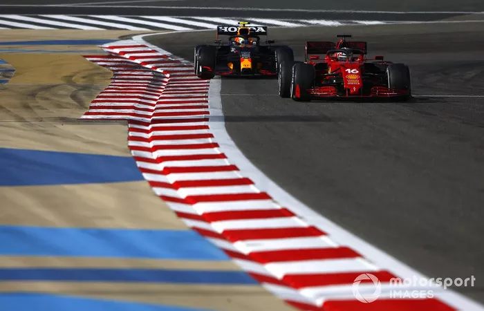 Charles Leclerc, Ferrari SF21, Sergio Pérez, Red Bull Racing RB16B