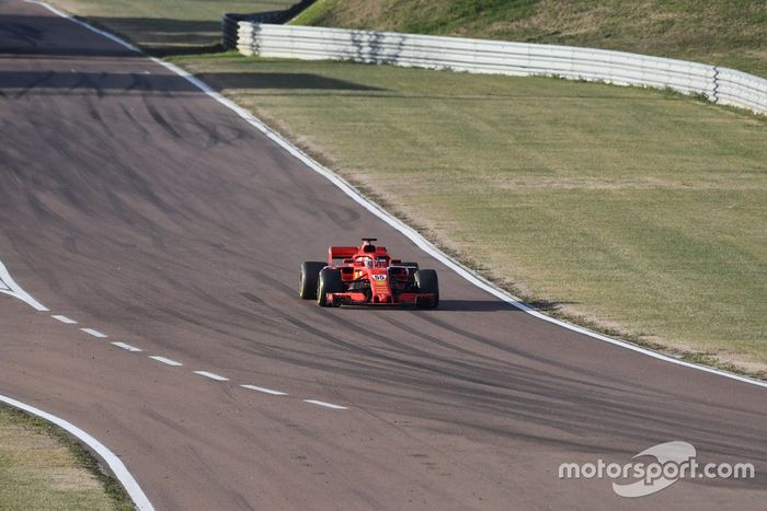 Carlos Sainz Jr., Ferrari SF71H  