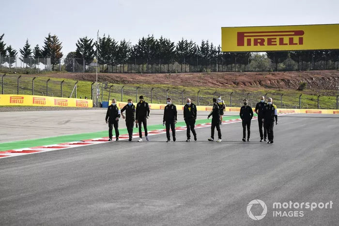 Esteban Ocon, Renault F1, recorre la pista