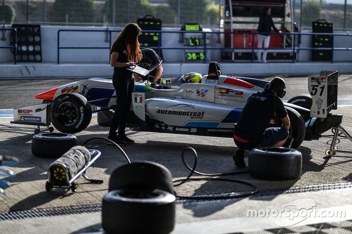 Detalle de las instalaciones y programas de Motor&Sport Institute 