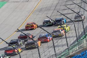 Cole Custer, Stewart-Haas Racing, Ford Mustang takes the lead in the last lap
