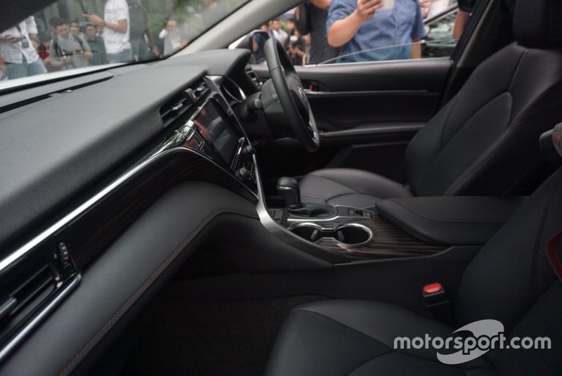 Interior Toyota All New Camry