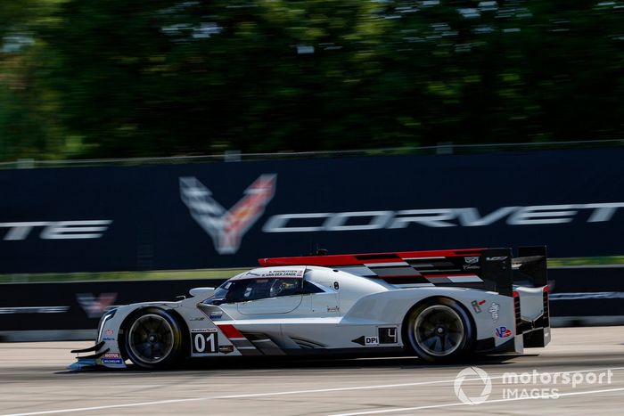 #01 Chip Ganassi Racing Cadillac DPi: Renger van der Zande, Kevin Magnussen