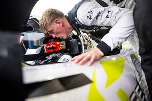 #94 Peugeot Totalenergies Peugeot 9X8: Loic Duval, Malthe Jakobsen