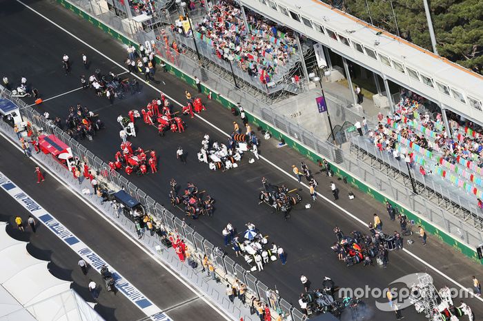 La parrilla de 2016 antes del inicio de la carrera