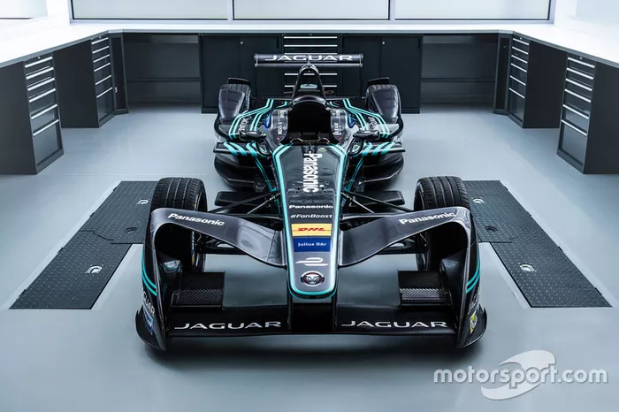 Jaguar I-type 2017